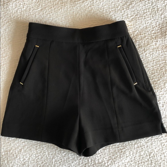 H&M Pants - NWT H&M Tailored Dress Shorts